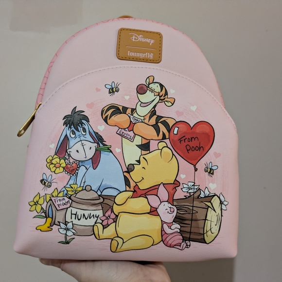 Disney Loungefly Winnie The Pooh & Friends Valentine's Day 2026 Mini Backpack - Picture 11 of 11